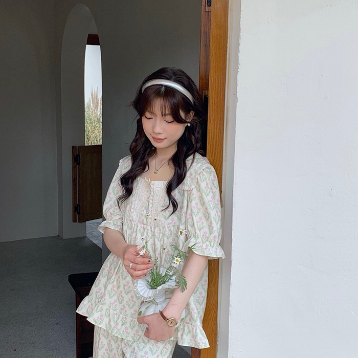 91家纺网 家纺一手货源 找家纺 （总）妍景家居生活馆 2025新款25615-绿色碎花方领套装