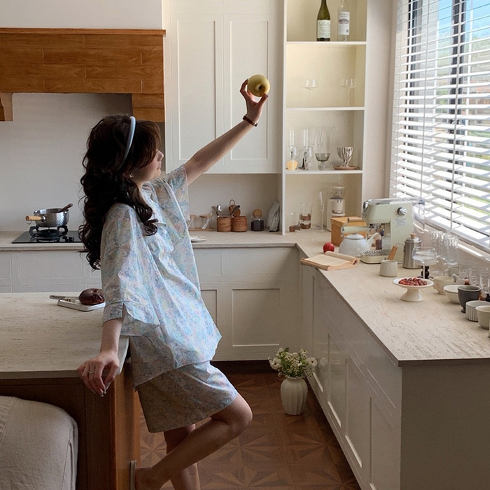 91家纺网 家纺一手货源 找家纺 （总）妍景家居生活馆 2025新款25650-碎花简约衬衫衣套装