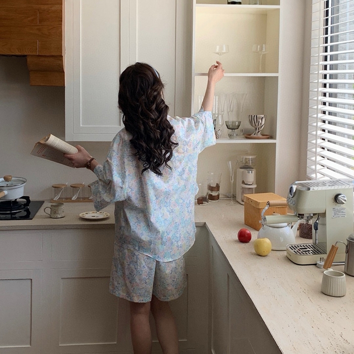 91家纺网 家纺一手货源 找家纺 （总）妍景家居生活馆 2025新款25650-碎花简约衬衫衣套装