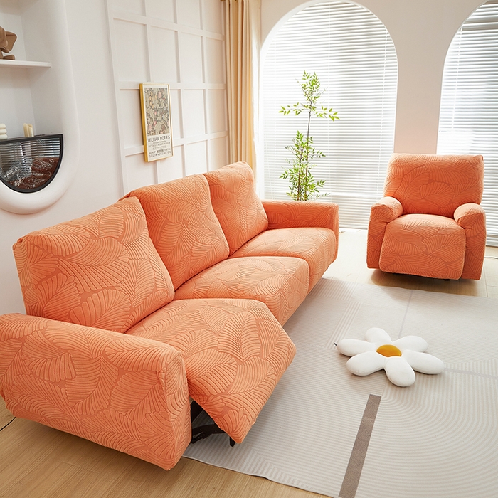 91家纺网 家纺一手货源 找家纺 丝绮鹿 2025新款雕花绒大叶子芝华士沙发套 橙色