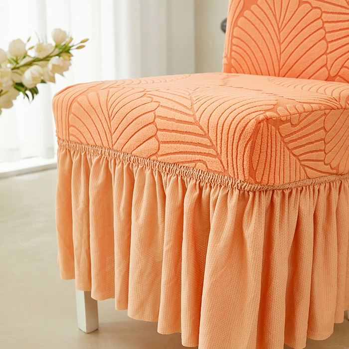 91家纺网 家纺一手货源 找家纺 丝绮鹿 2025新款雕花绒大叶子椅子套裙边款 橘色