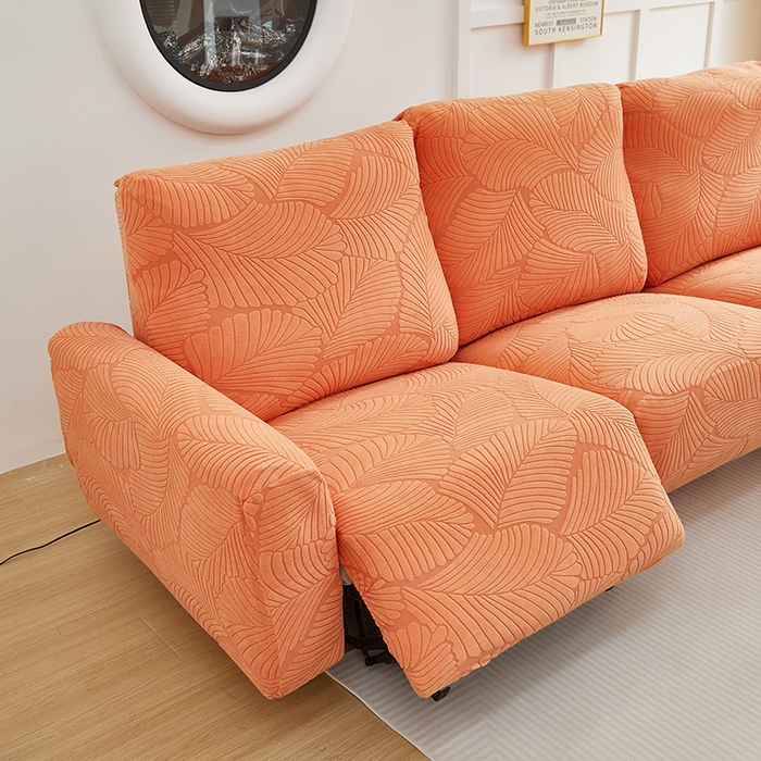 91家纺网 家纺一手货源 找家纺 丝绮鹿 2025新款雕花绒大叶子芝华士沙发套 橙色