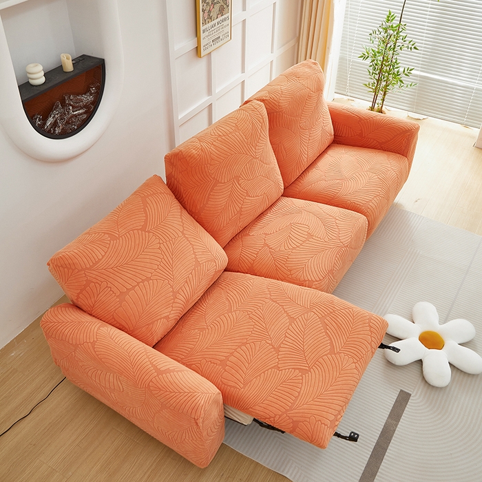 91家纺网 家纺一手货源 找家纺 丝绮鹿 2025新款雕花绒大叶子芝华士沙发套 橙色