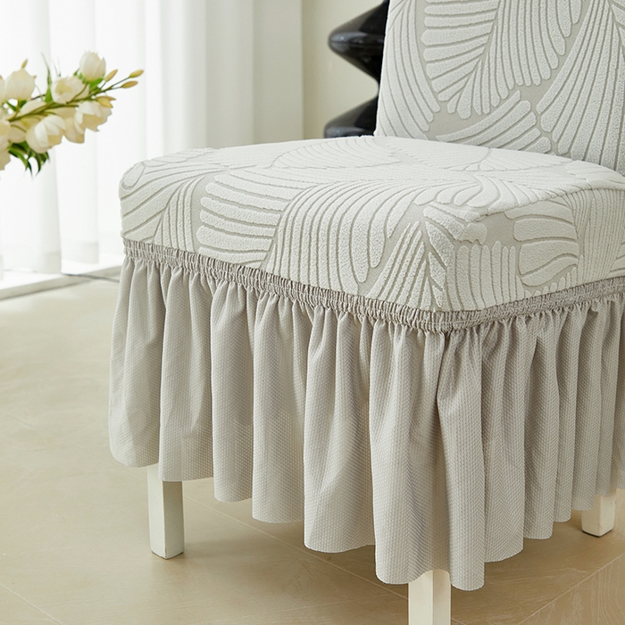 91家纺网 家纺一手货源 找家纺 丝绮鹿 2025新款雕花绒大叶子椅子套裙边款 浅灰