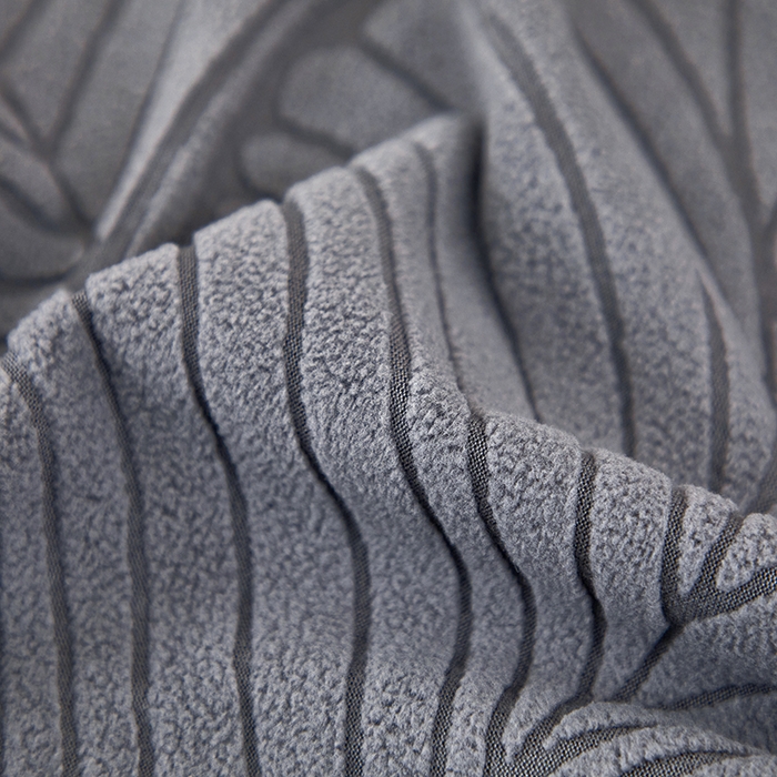 91家纺网 家纺一手货源 找家纺 丝绮鹿 2025新款雕花绒大叶子椅子套松紧款 组合图仅供参考