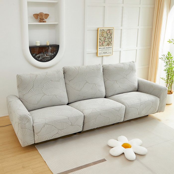 91家纺网 家纺一手货源 找家纺 丝绮鹿 2025新款雕花绒大叶子芝华士沙发套 浅灰