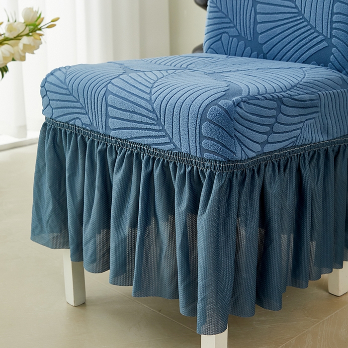 91家纺网 家纺一手货源 找家纺 丝绮鹿 2025新款雕花绒大叶子椅子套裙边款 水蓝