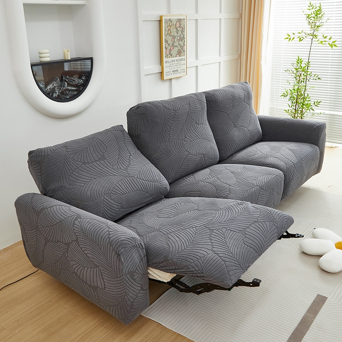 91家纺网 家纺一手货源 找家纺 丝绮鹿 2025新款雕花绒大叶子芝华士沙发套 深灰