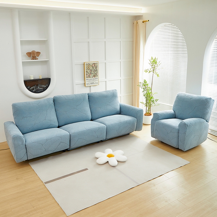 91家纺网 家纺一手货源 找家纺 丝绮鹿 2025新款雕花绒大叶子芝华士沙发套 雾霾蓝