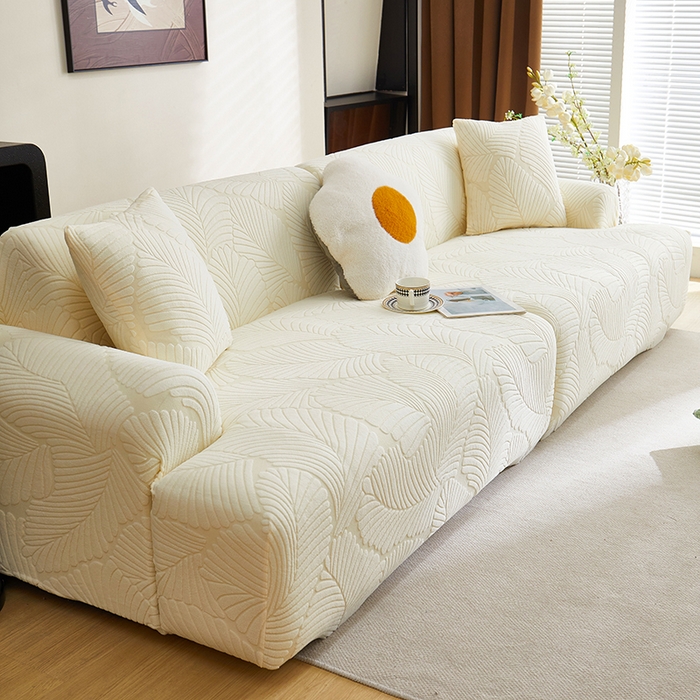 91家纺网 家纺一手货源 找家纺 丝绮鹿 2025新款雕花绒大叶子沙发套松紧款（直排） 米白