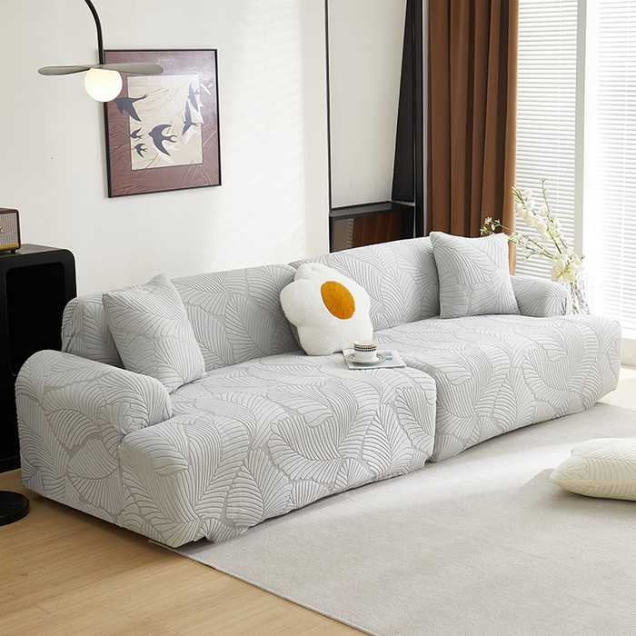91家纺网 家纺一手货源 找家纺 丝绮鹿 2025新款雕花绒大叶子沙发套松紧款（直排） 浅灰
