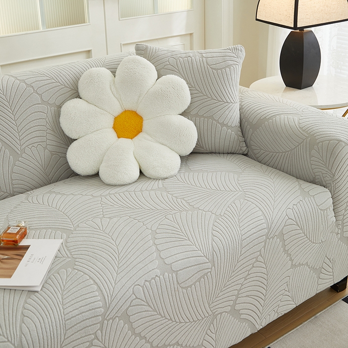 91家纺网 家纺一手货源 找家纺 丝绮鹿 2025新款雕花绒大叶子沙发套松紧款（三人图） 浅灰