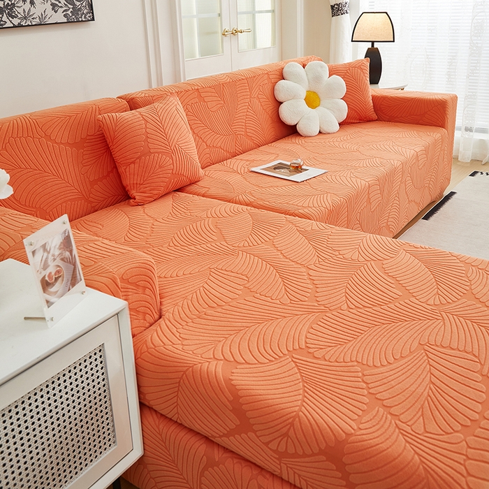 91家纺网 家纺一手货源 找家纺 丝绮鹿 2025新款雕花绒大叶子沙发套松紧款（贵妃图新） 橙色