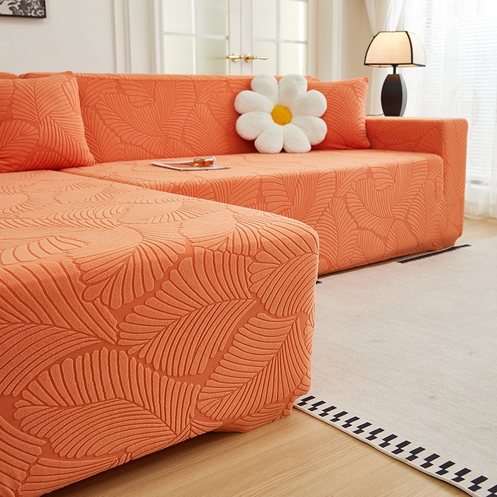 91家纺网 家纺一手货源 找家纺 丝绮鹿 2025新款雕花绒大叶子沙发套松紧款（贵妃图新） 橙色