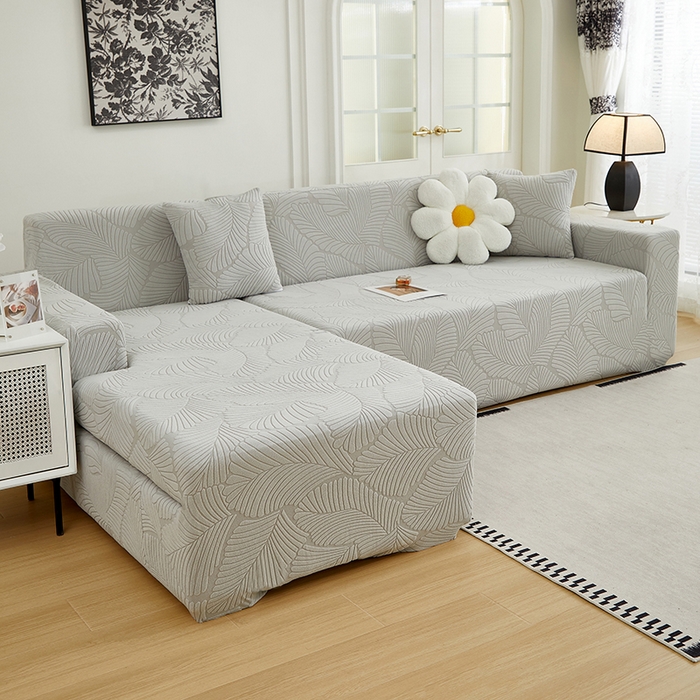 91家纺网 家纺一手货源 找家纺 丝绮鹿 2025新款雕花绒大叶子沙发套松紧款（贵妃图新） 浅灰