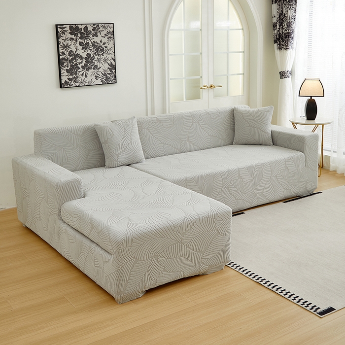 91家纺网 家纺一手货源 找家纺 丝绮鹿 2025新款雕花绒大叶子沙发套松紧款（贵妃图新） 浅灰