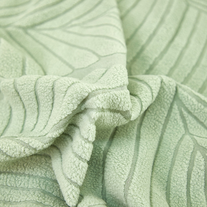 91家纺网 家纺一手货源 找家纺 丝绮鹿 2025新款雕花绒大叶子沙发套松紧款（贵妃图） 薄荷绿