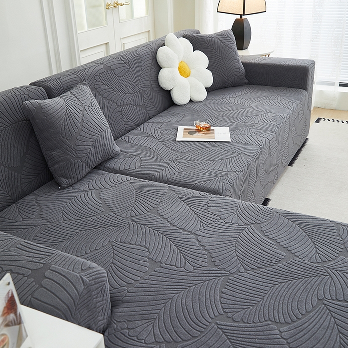 91家纺网 家纺一手货源 找家纺 丝绮鹿 2025新款雕花绒大叶子沙发套松紧款（贵妃图新） 深灰