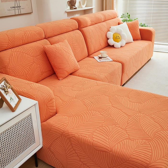 91家纺网 家纺一手货源 找家纺 丝绮鹿 2025新款雕花绒大叶子沙发套松紧款（贵妃图） 橙色