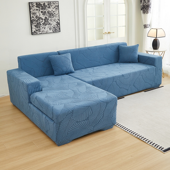 91家纺网 家纺一手货源 找家纺 丝绮鹿 2025新款雕花绒大叶子沙发套松紧款（贵妃图新） 水蓝