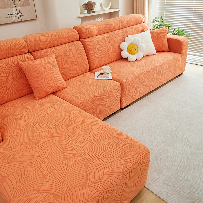 91家纺网 家纺一手货源 找家纺 丝绮鹿 2025新款雕花绒大叶子沙发套松紧款（贵妃图） 橙色