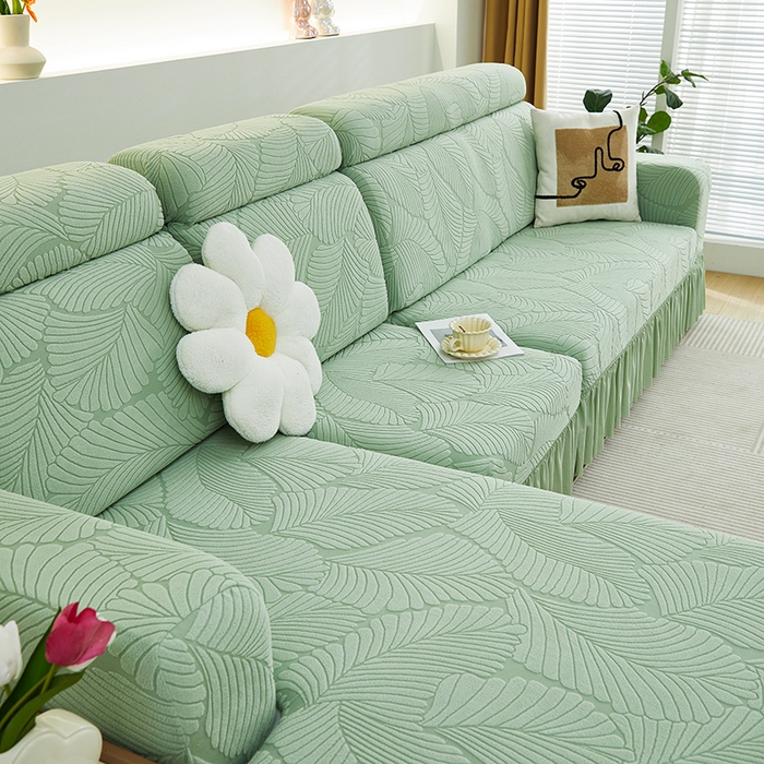 91家纺网 家纺一手货源 找家纺 （总）丝绮鹿 2025新款雕花绒大叶子沙发套裙边款（贵妃图）