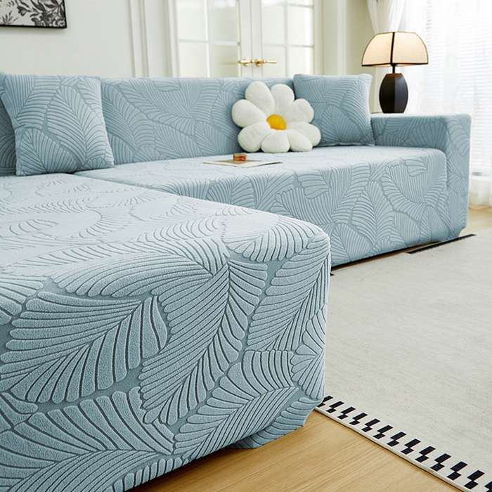 91家纺网 家纺一手货源 找家纺 丝绮鹿 2025新款雕花绒大叶子沙发套松紧款（贵妃图新） 雾霾蓝