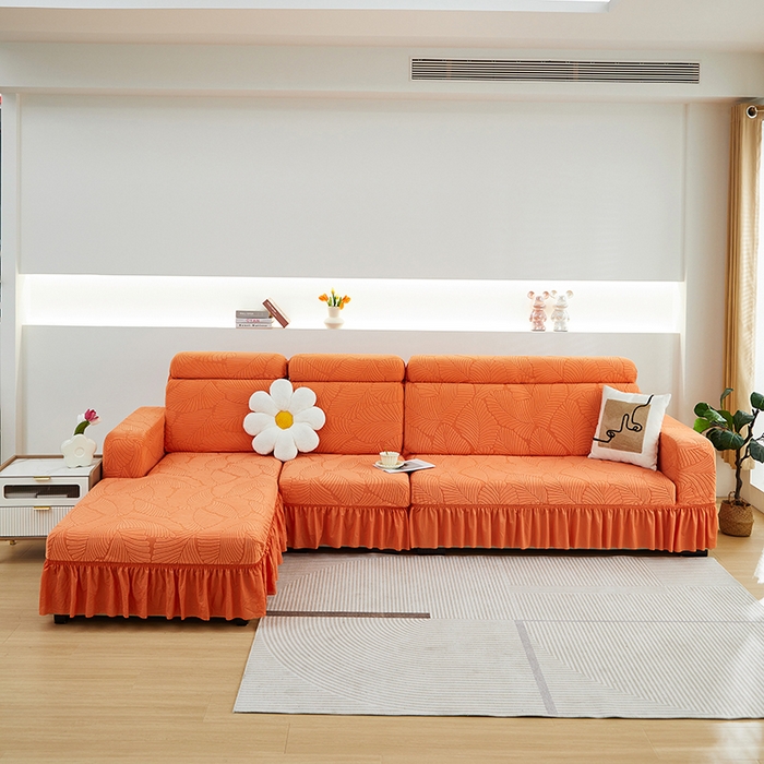 91家纺网 家纺一手货源 找家纺 丝绮鹿 2025新款雕花绒大叶子沙发套裙边款（贵妃图） 大叶子橙色