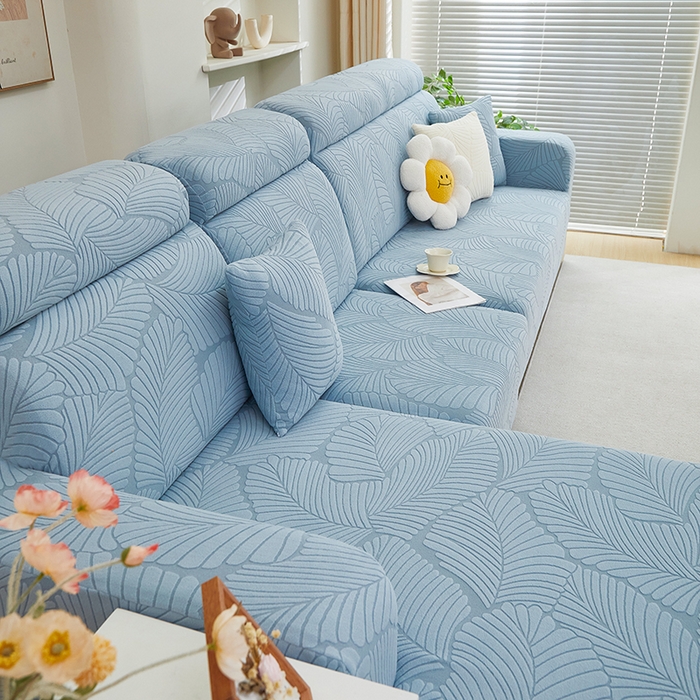 91家纺网 家纺一手货源 找家纺 丝绮鹿 2025新款雕花绒大叶子沙发套松紧款（贵妃图） 雾霾蓝