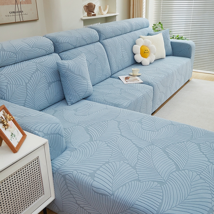 91家纺网 家纺一手货源 找家纺 丝绮鹿 2025新款雕花绒大叶子沙发套松紧款（贵妃图） 雾霾蓝