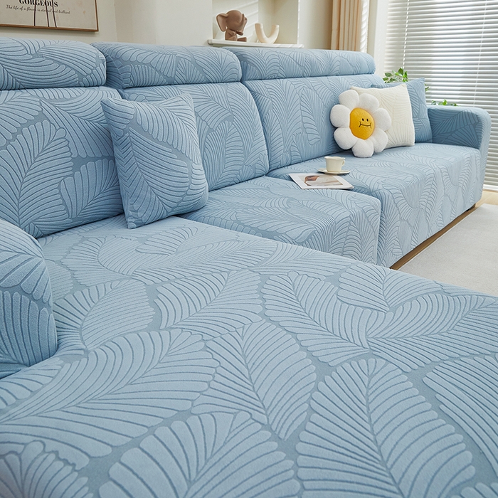 91家纺网 家纺一手货源 找家纺 丝绮鹿 2025新款雕花绒大叶子沙发套松紧款（贵妃图） 雾霾蓝