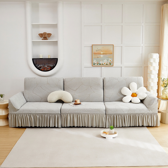 91家纺网 家纺一手货源 找家纺 丝绮鹿 2025新款雕花绒大叶子沙发套裙边款（直排） 浅灰