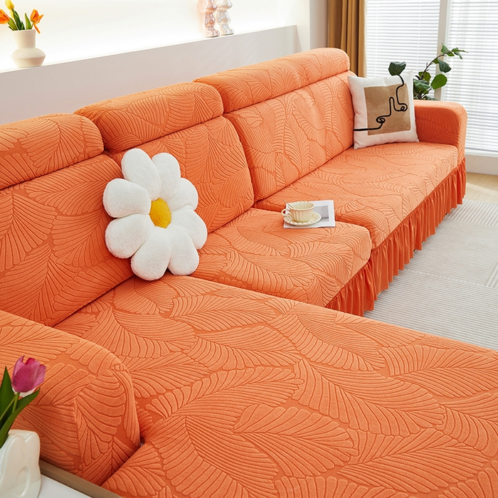 91家纺网 家纺一手货源 找家纺 丝绮鹿 2025新款雕花绒大叶子沙发套裙边款（贵妃图） 大叶子橙色