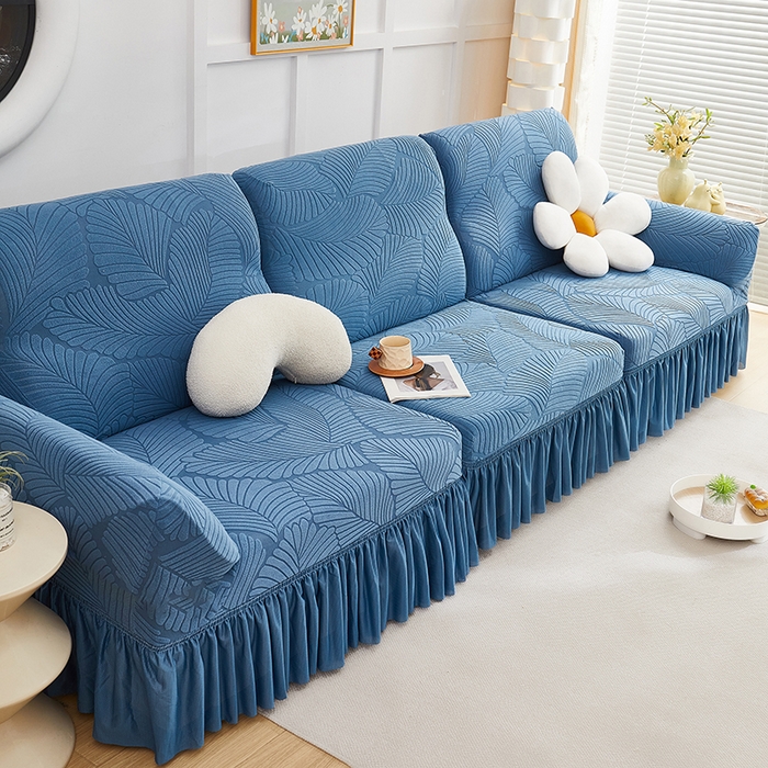 91家纺网 家纺一手货源 找家纺 丝绮鹿 2025新款雕花绒大叶子沙发套裙边款（直排） 水蓝