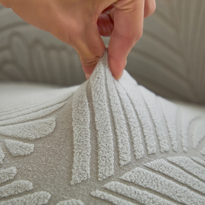 91家纺网 家纺一手货源 找家纺 丝绮鹿 2025新款雕花绒大叶子高扶手椅子套 浅灰