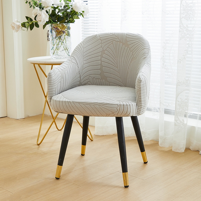 91家纺网 家纺一手货源 找家纺 丝绮鹿 2025新款雕花绒大叶子高扶手椅子套 浅灰