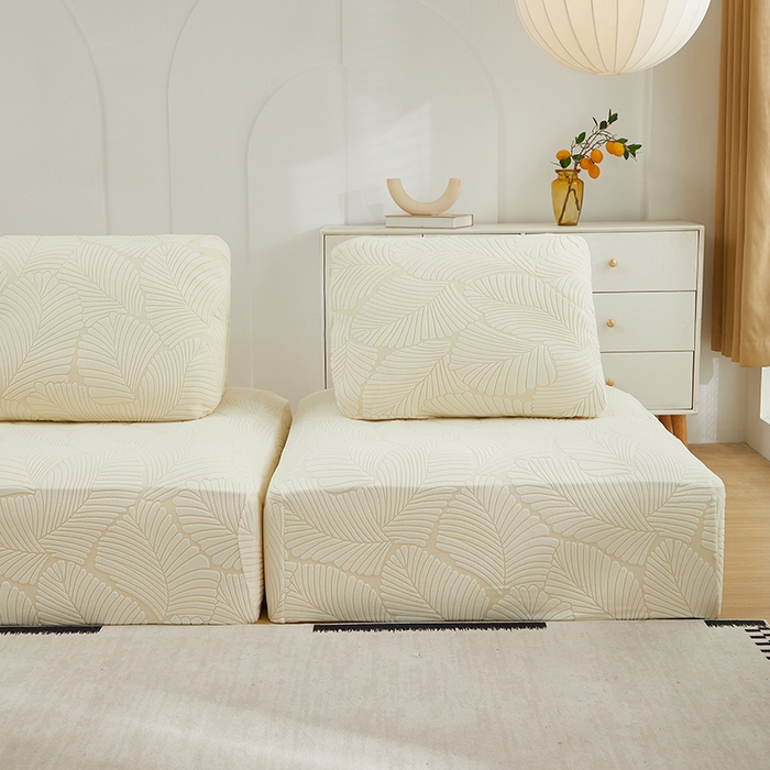 91家纺网 家纺一手货源 找家纺 丝绮鹿 2025新款雕花绒大叶子方块沙发套 米白