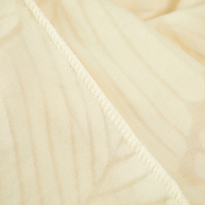 91家纺网 家纺一手货源 找家纺 丝绮鹿 2025新款雕花绒大叶子办公椅子套拉链款 米白