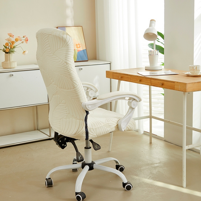 91家纺网 家纺一手货源 找家纺 丝绮鹿 2025新款雕花绒大叶子办公椅子套拉链款 米白