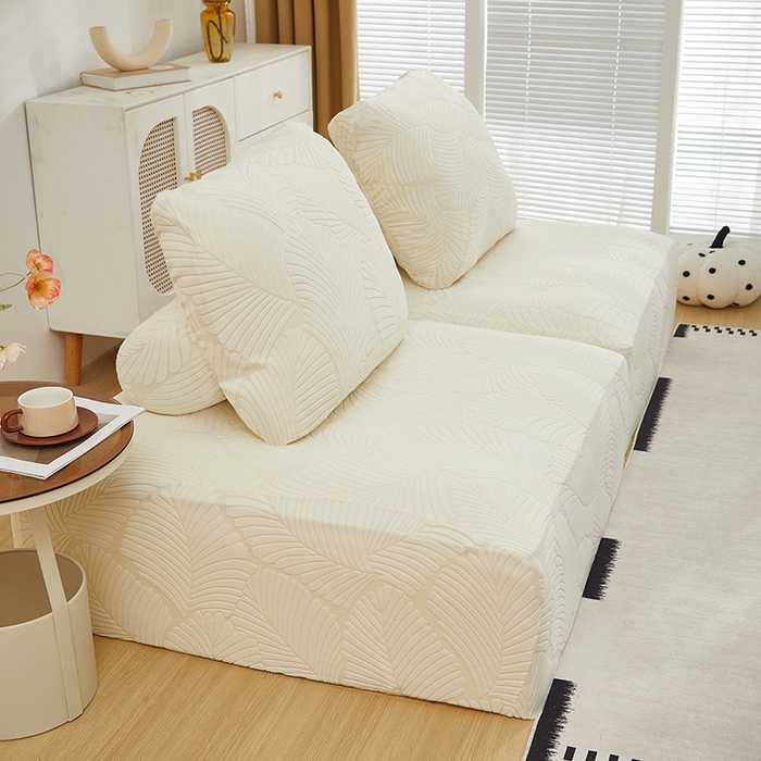 91家纺网 家纺一手货源 找家纺 丝绮鹿 2025新款雕花绒大叶子方块沙发套 米白