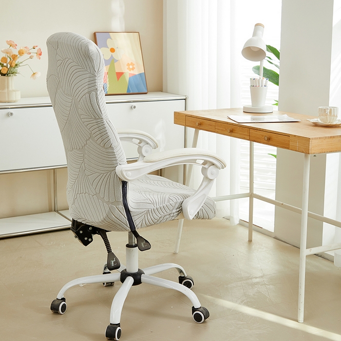 91家纺网 家纺一手货源 找家纺 丝绮鹿 2025新款雕花绒大叶子办公椅子套拉链款 浅灰