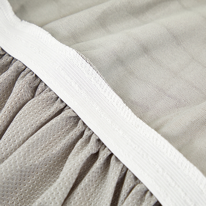 91家纺网 家纺一手货源 找家纺 丝绮鹿 2025新款雕花绒大叶子沙发床裙边款 浅灰