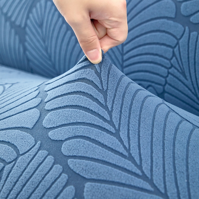 91家纺网 家纺一手货源 找家纺 丝绮鹿 2025新款雕花绒大叶子沙发床裙边款 水蓝