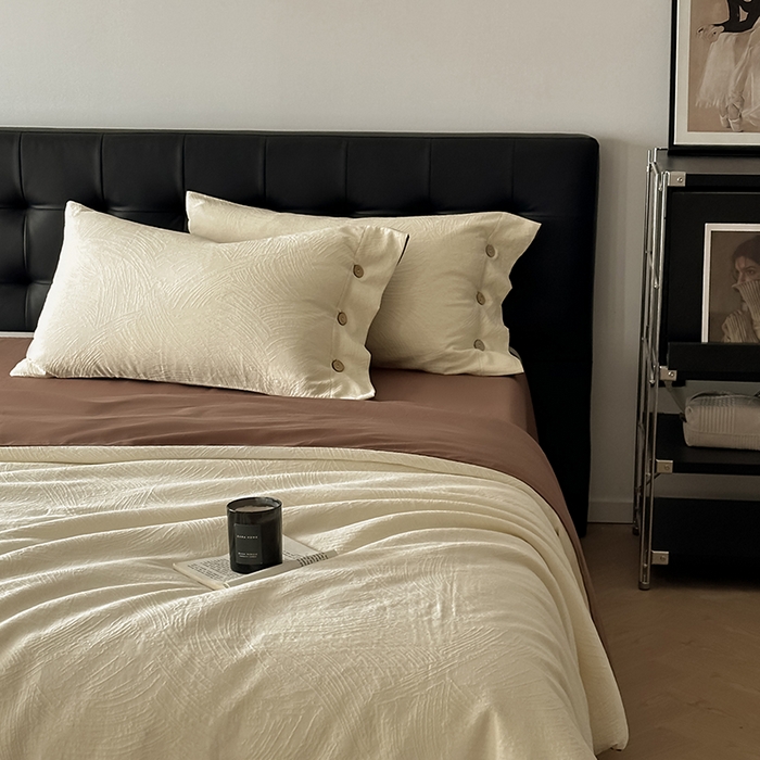 91家纺网 家纺一手货源 找家纺 咏绒家纺工厂店 2025新款色织提花双层纱全棉四件套-如梦-浮岚 如梦-奶昔白