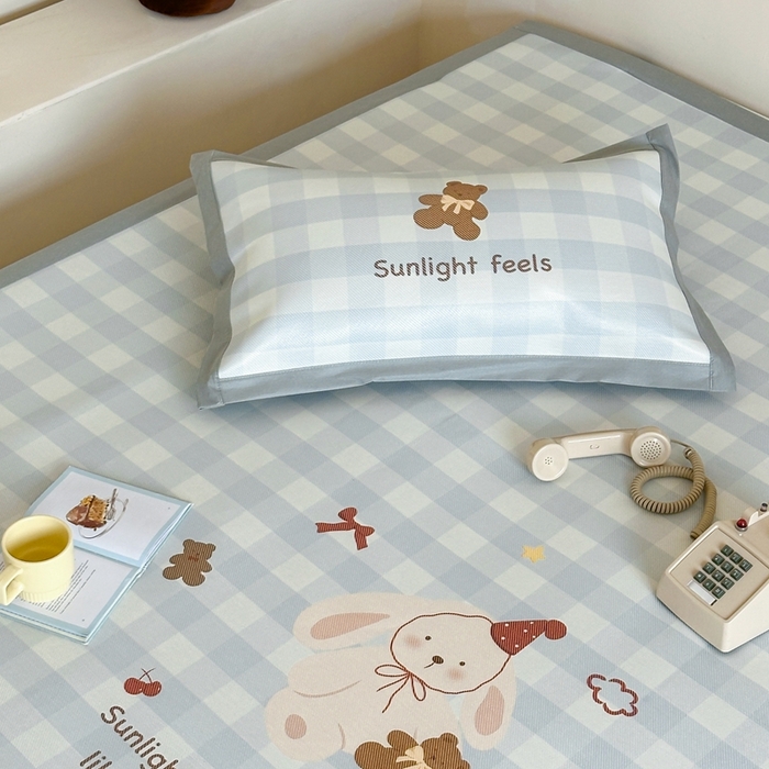 91家纺网 家纺一手货源 找家纺 （总）觅糖家纺2025新款韩系数码卡通印花冰藤席