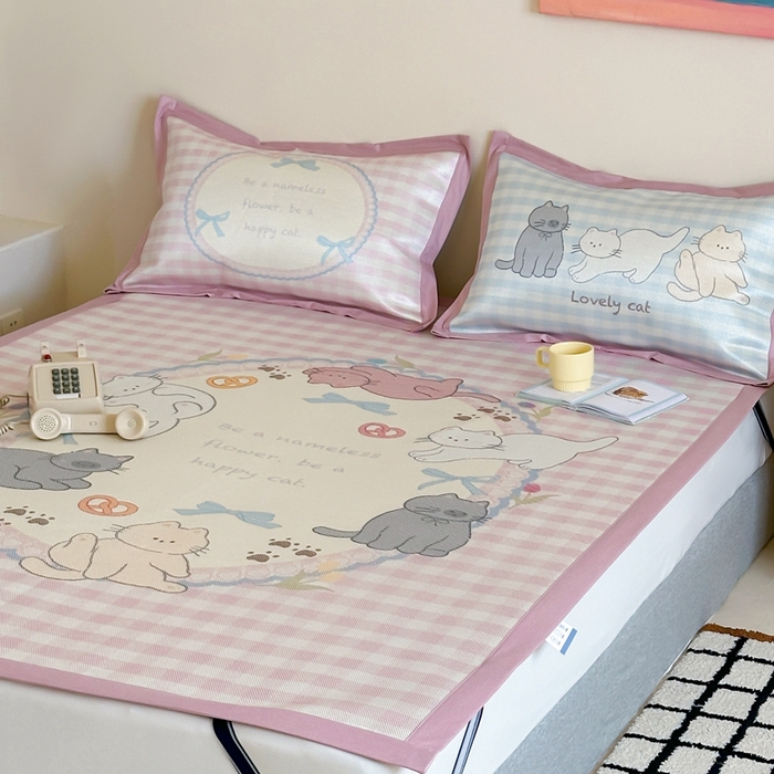 91家纺网 家纺一手货源 找家纺 觅糖家纺2025新款韩系数码卡通印花冰藤席 冰藤席-猫猫乐园