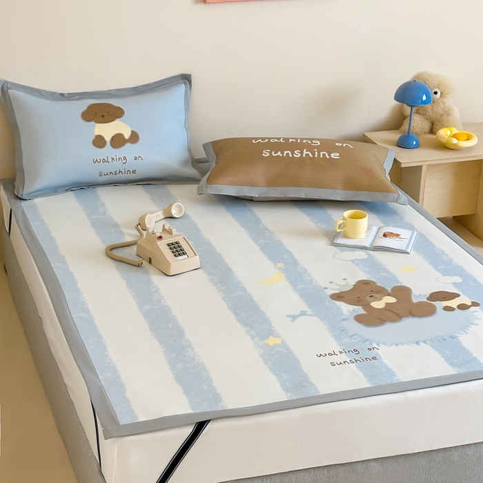 91家纺网 家纺一手货源 找家纺 觅糖家纺2025新款韩系数码卡通印花冰藤席 冰藤席-巧克力熊