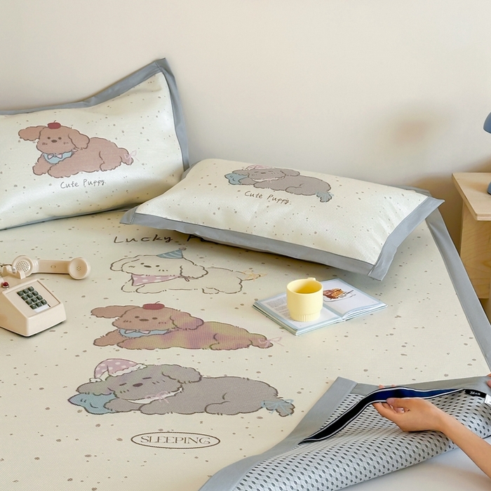 91家纺网 家纺一手货源 找家纺 觅糖家纺2025新款韩系数码卡通印花冰藤席 冰藤席-瞌睡狗