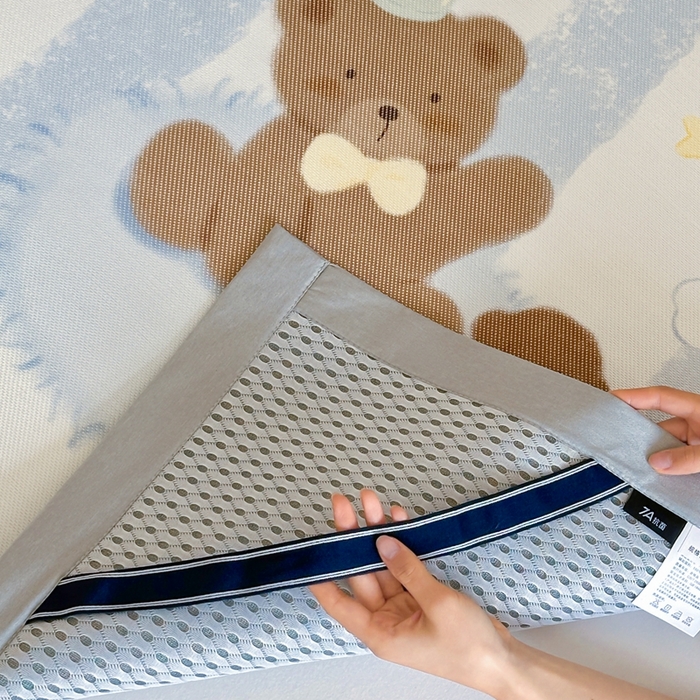 91家纺网 家纺一手货源 找家纺 觅糖家纺2025新款韩系数码卡通印花冰藤席 冰藤席-巧克力熊