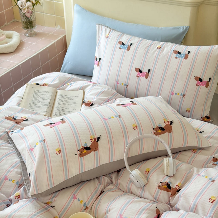 91家纺网 家纺一手货源 找家纺 可可家纺 2025新款亲肤有氧提花小竺棉四件套 条纹腊肠狗